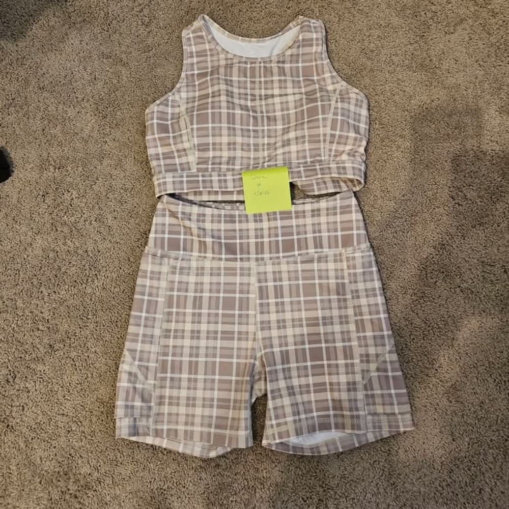Senita Athletics Plaid Sports Bra and Shorts Set - Beige and White
